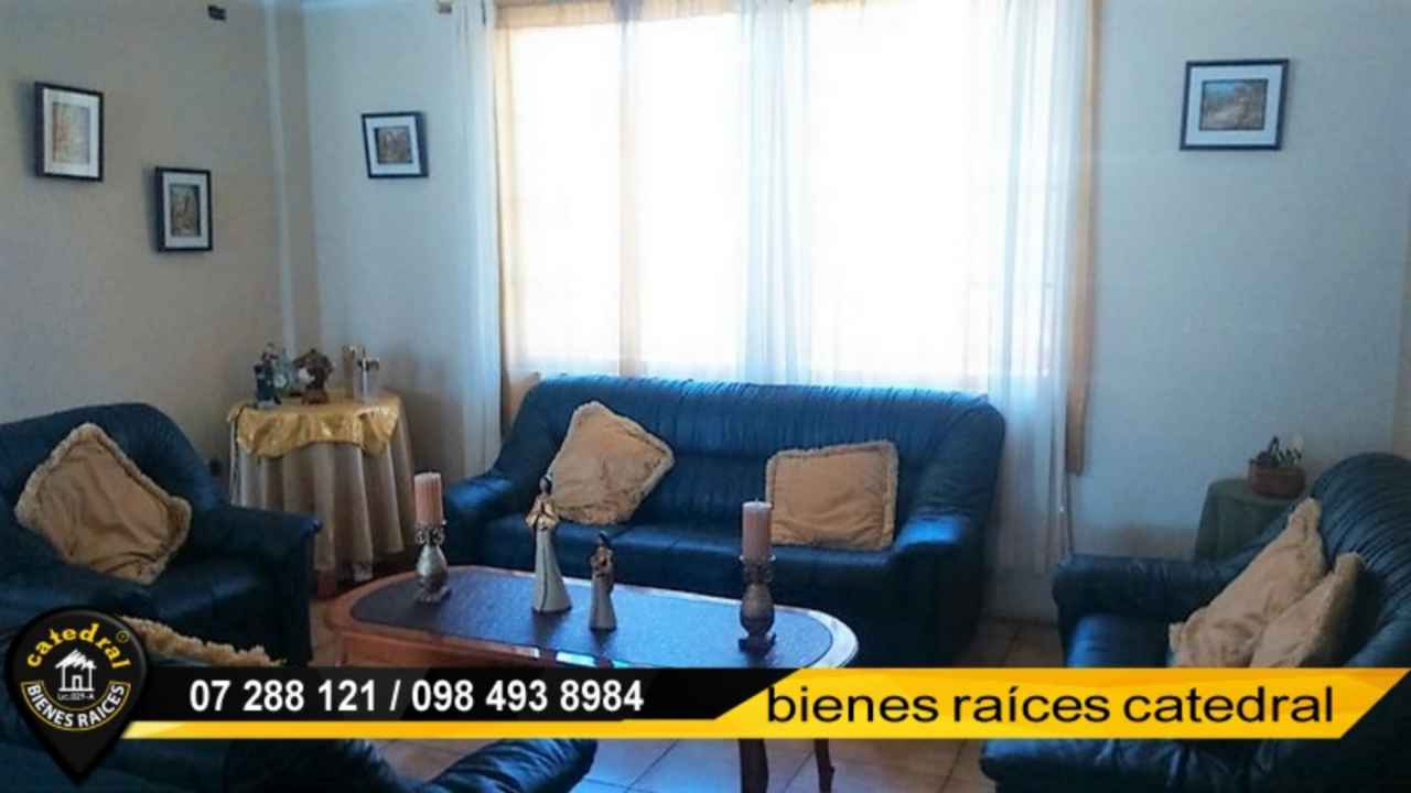 Villa Casa de Venta en Azogues Ecuador sector Charasol