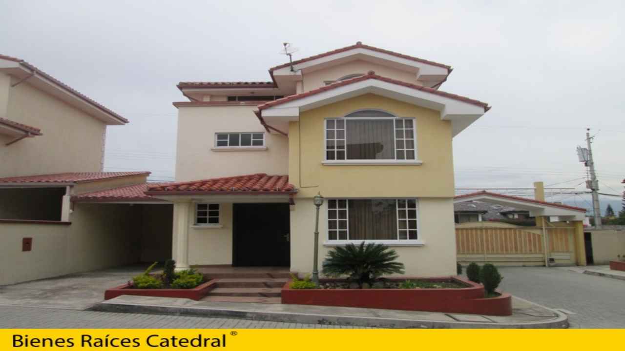 Villa Casa de Venta en Quito Ecuador sector Los Angeles/ Valle de los Chillos