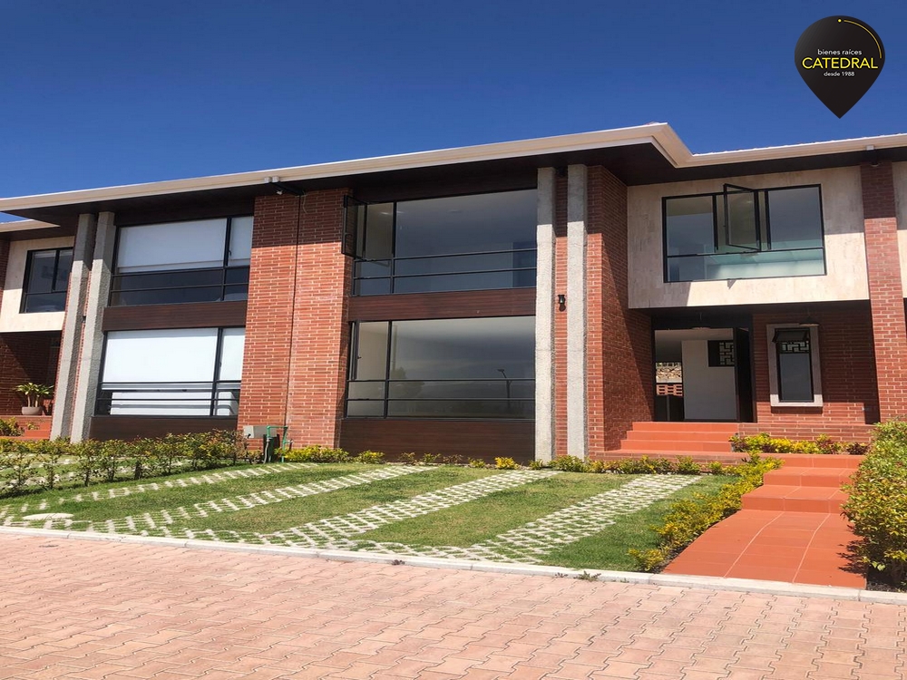 House for Sale in Cuenca Ecuador sector S/T