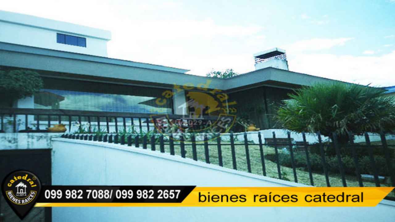 Villa Casa de Venta en Quito Ecuador sector Valle de los Chillos - La Colina